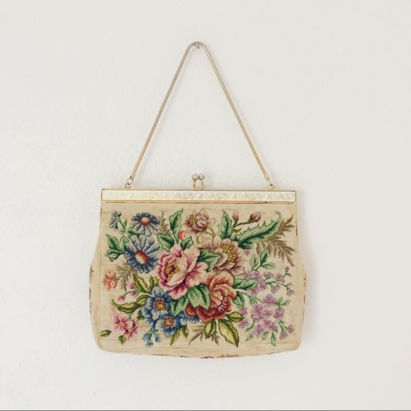 Vintage Handbags - Vintage Floral Needle Point Purse